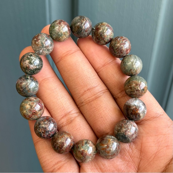 Jewelry - Garden Quartz Lodolite Crystal Bracelet 13mm